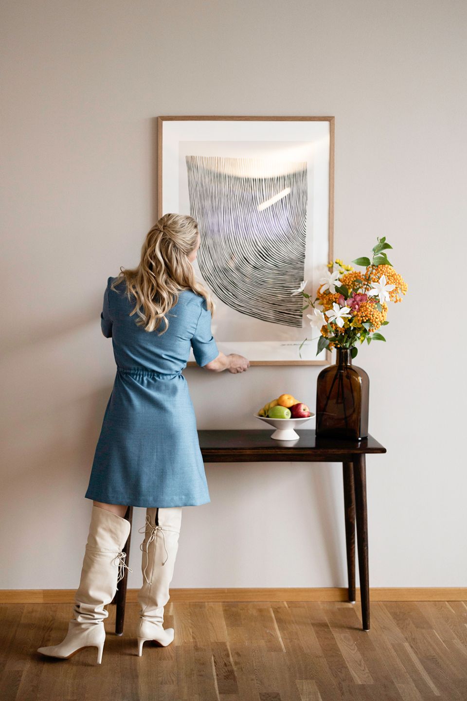 Interior Designer Pia Clodi decorating the Foodspring Offices Berlin